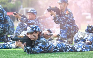 【原声现场】MILE米乐官方网站2022级学生军训——战术演练
