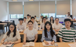米乐官网计算机学院电子信息工程系学生党支部开展“学条例，守党纪”书记讲党课活动
