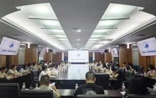 米乐官网举行“启航计划”素质教师专题培训会