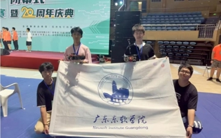 米乐官网学子勇夺全国大学生智能汽车竞赛总决赛二等奖