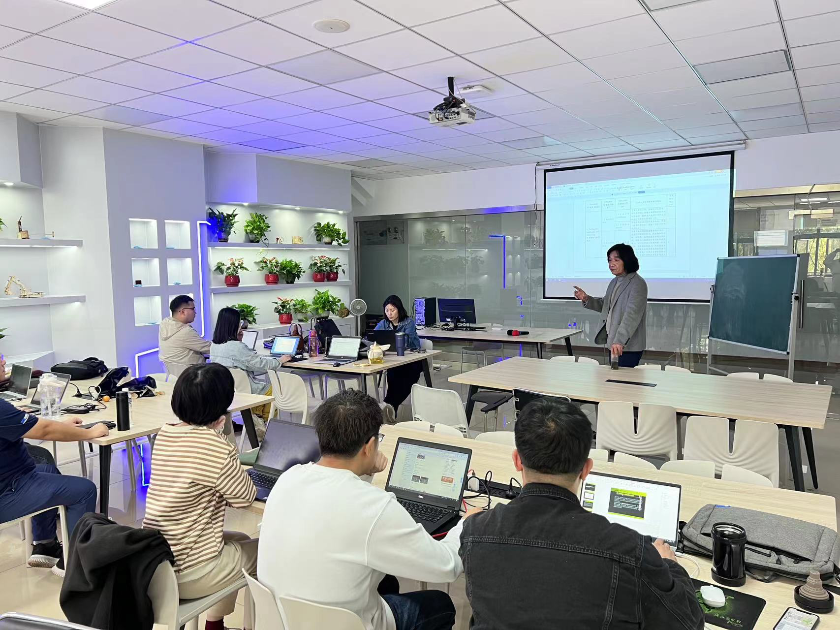 5c580f95107143a7b5ef8a7f41aed27a.jpeg 5c580f95107143a7b5ef8a7f41aed27a.jpeg